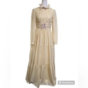 Vintage Lace Victorian Prairie Cottage Dress